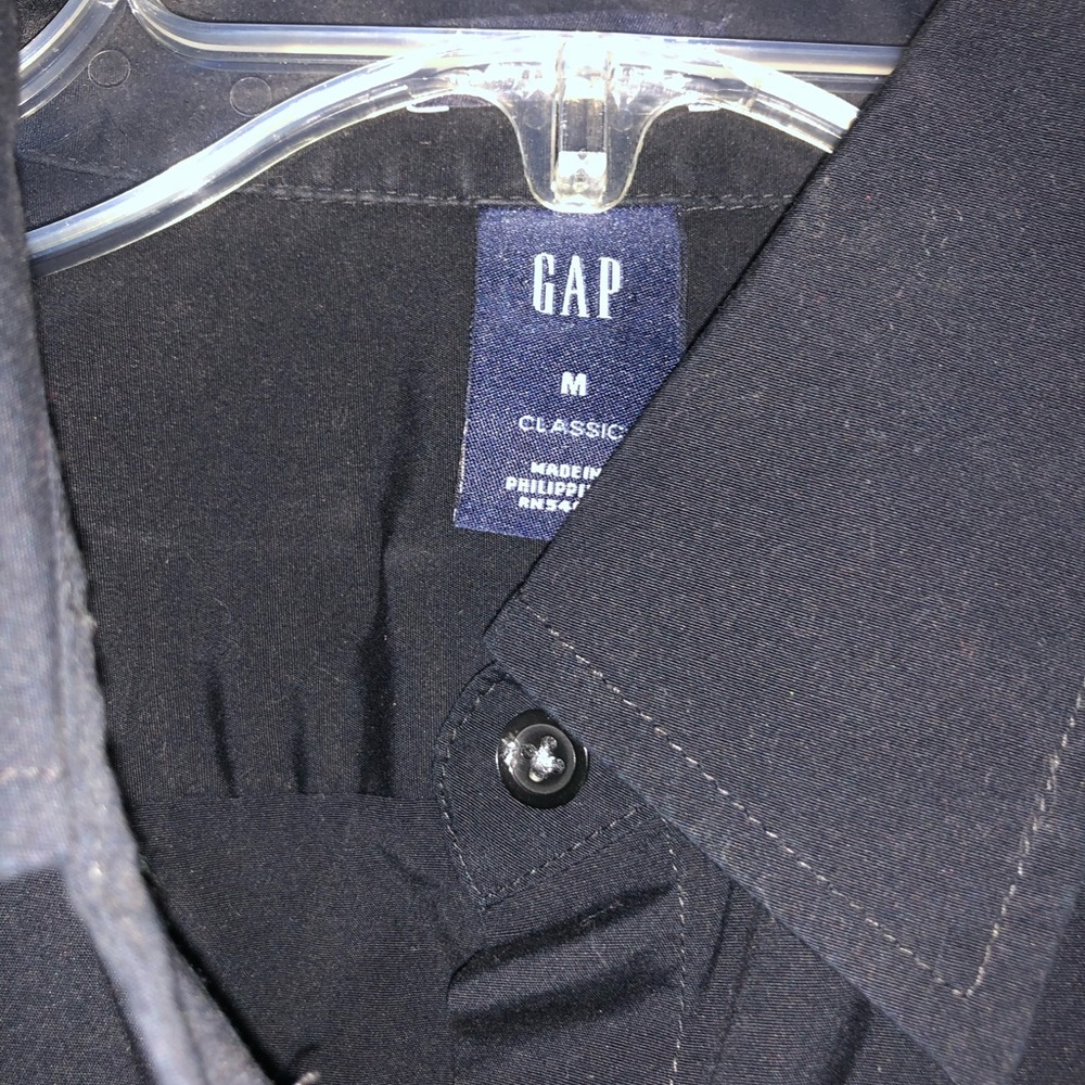 Button down - Picture 2 of 4